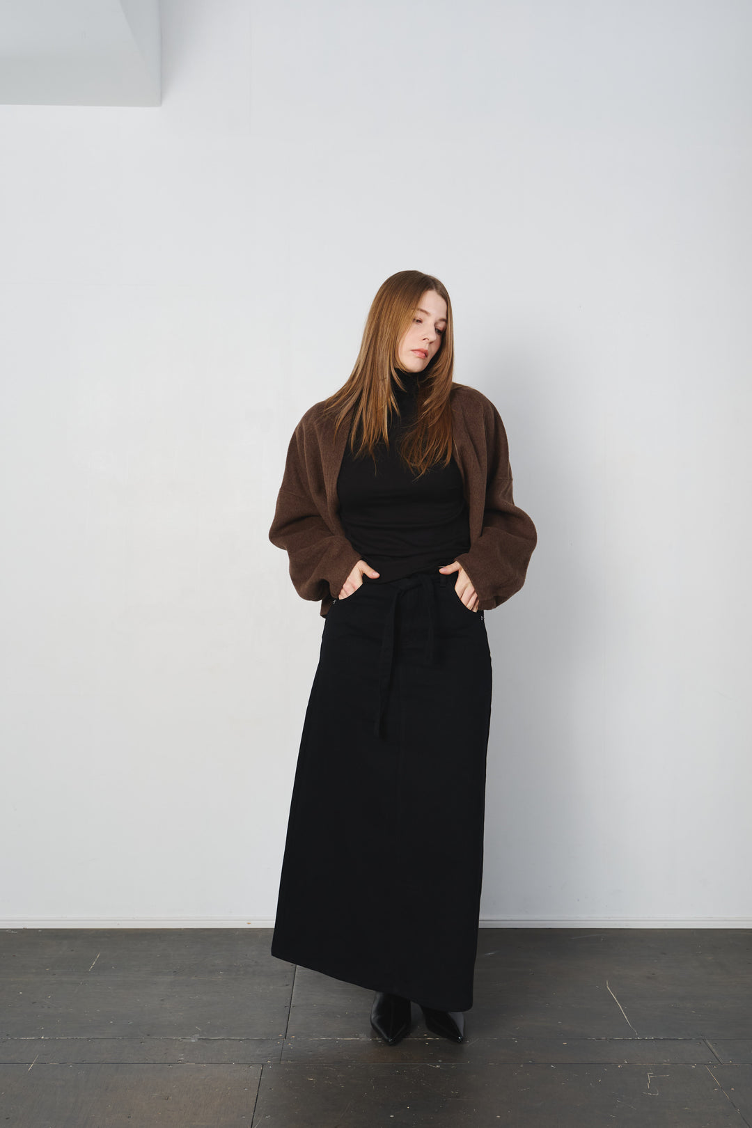 ブラックツイルロングスカート