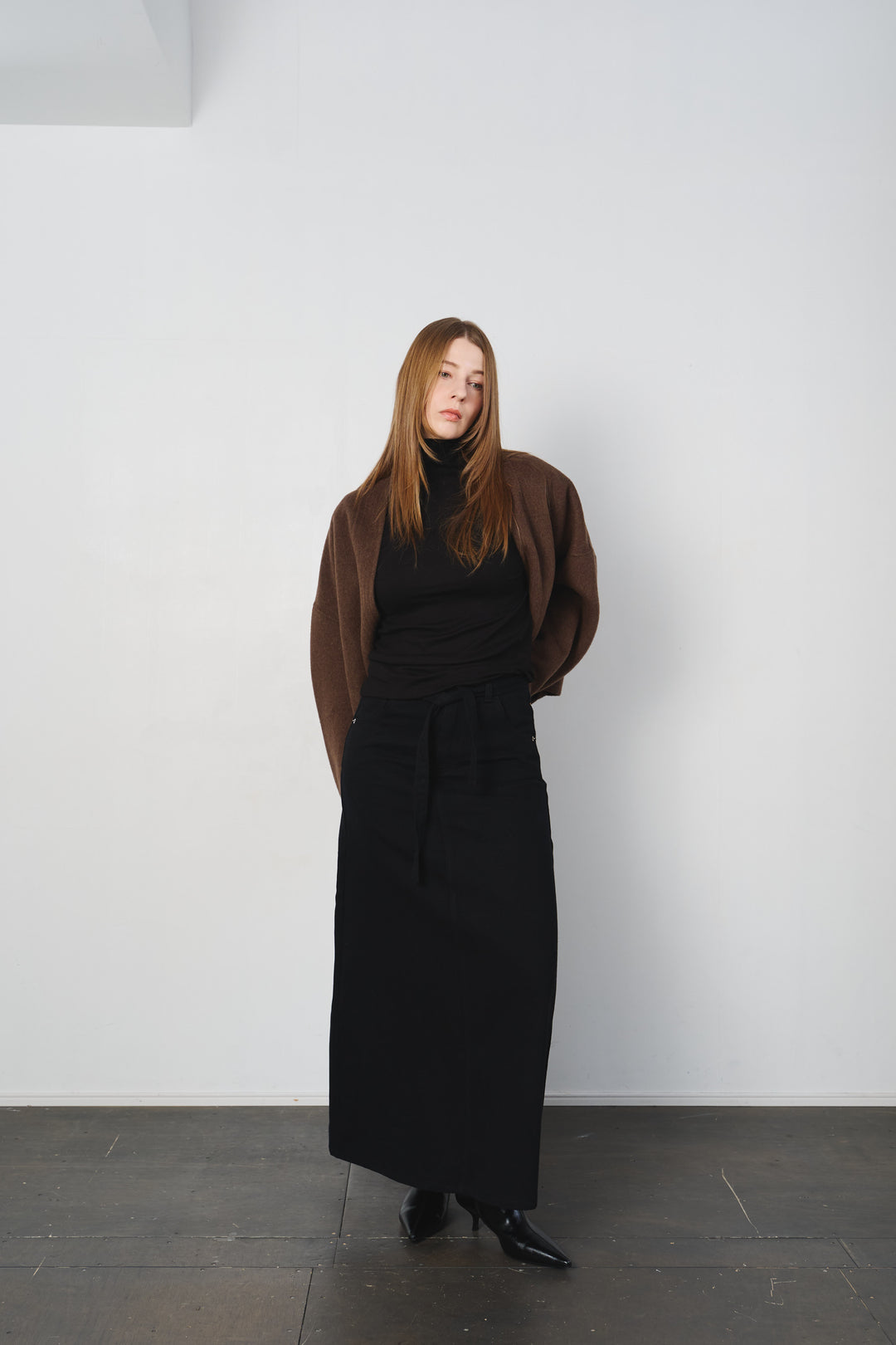ブラックツイルロングスカート