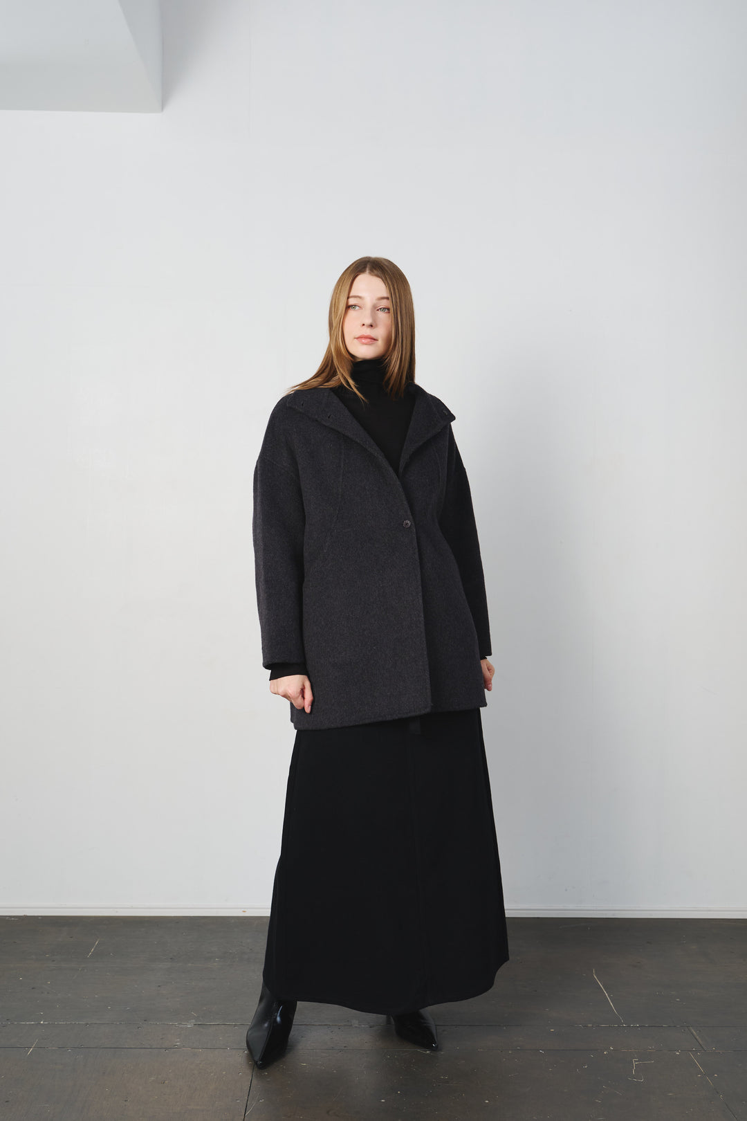 ウールハーフコート