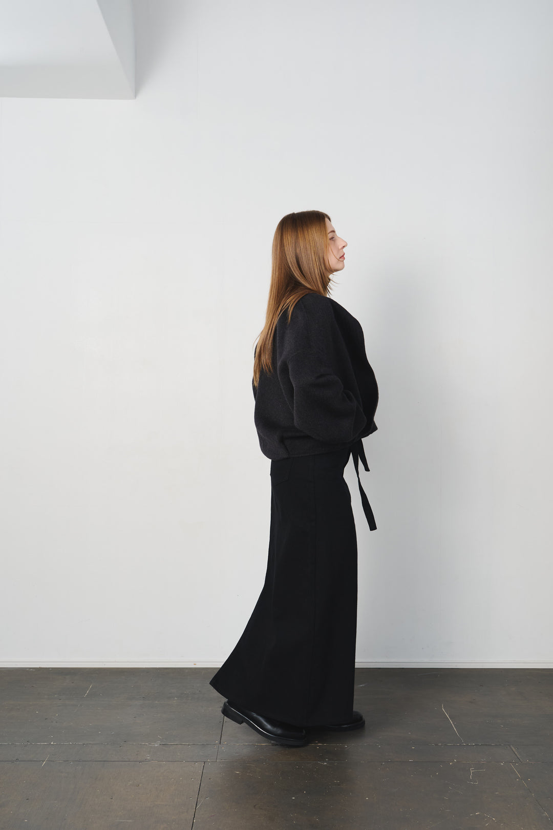 ブラックツイルロングスカート